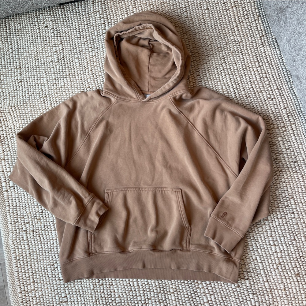 Aritzia TNA Cozy Mega Fleece Size Large